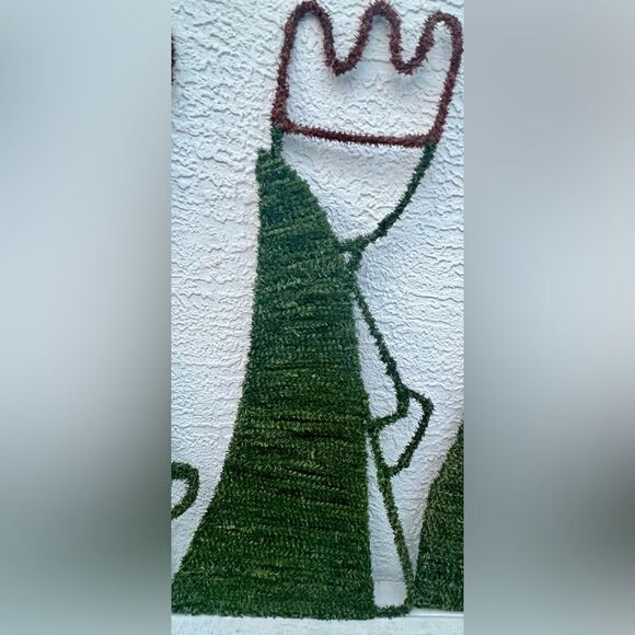 VINTAGE K-MART “TRIM A TREE” COLLECTION “THREE KINGS” MEDAL/TURF 36”~NOS~RARE - Picture 10 of 16